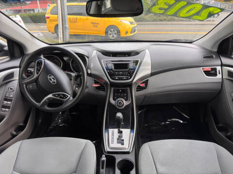 2013 Hyundai Elantra