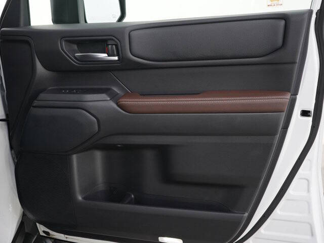 2025 Toyota Land Cruiser