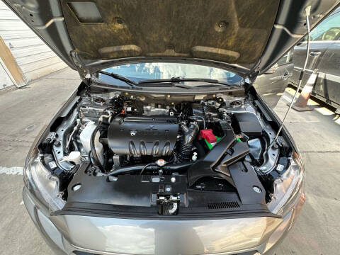 2016 Mitsubishi Lancer ES