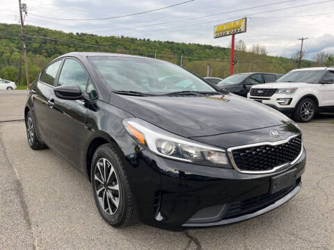 2017 Kia Forte for sale at DETAILZ USED CARS in Endicott NY