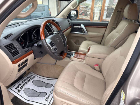 2014 Toyota Land Cruiser