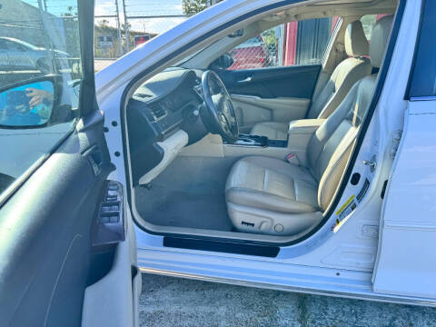 2013 Toyota Camry XLE V6