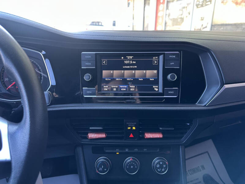 2020 Volkswagen Jetta R-Line