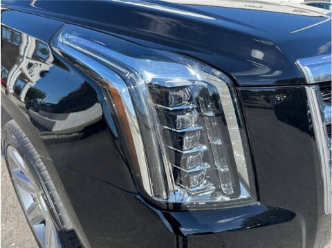 2020 Cadillac Escalade Luxury