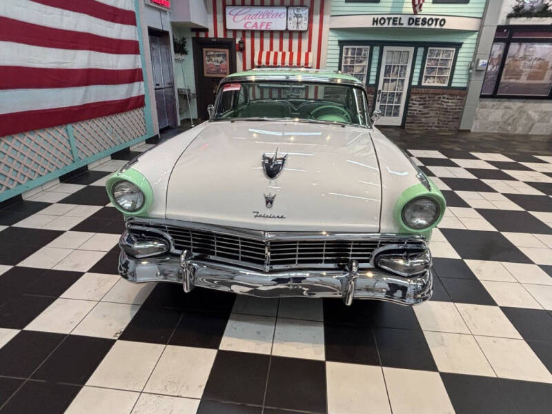 1956 Ford Crown Victoria