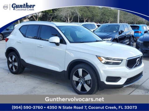 2022 Volvo XC40