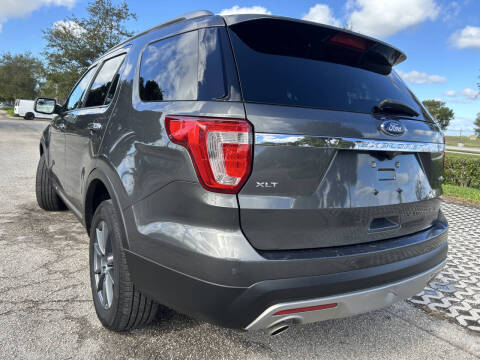 2016 Ford Explorer XLT