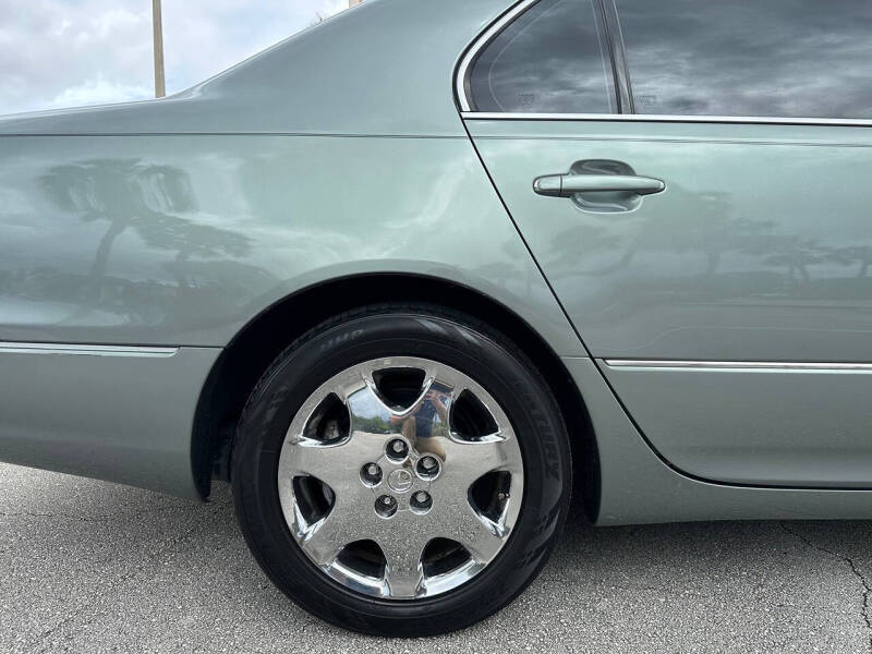 2003 Lexus LS 430