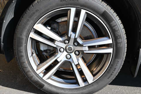 2018 Volvo XC60 T6 Momentum