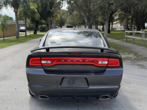 2014 Dodge Charger SE