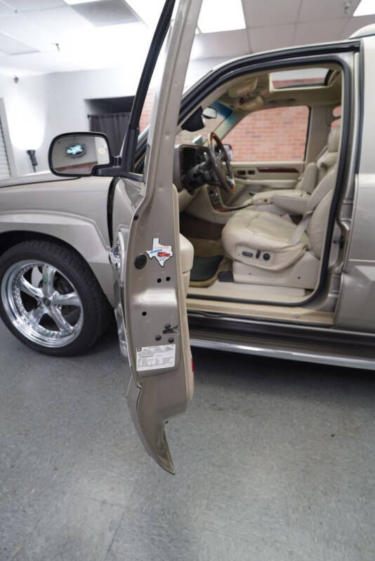 2002 Cadillac Escalade