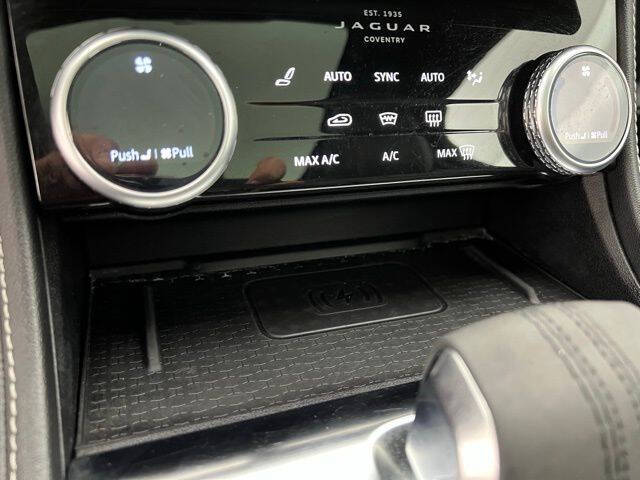 2024 Jaguar F-PACE P250 R-Dynamic S