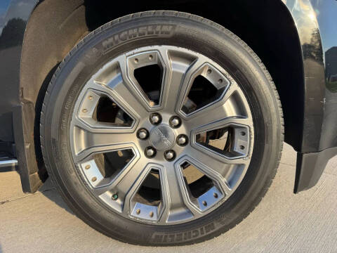 2017 GMC Yukon XL Denali