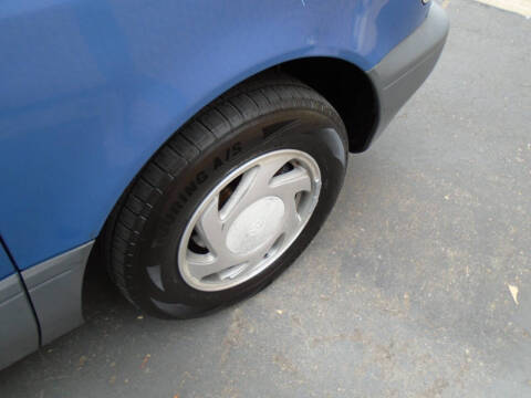 2000 Toyota Sienna LE