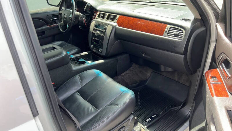 2011 GMC Yukon SLT
