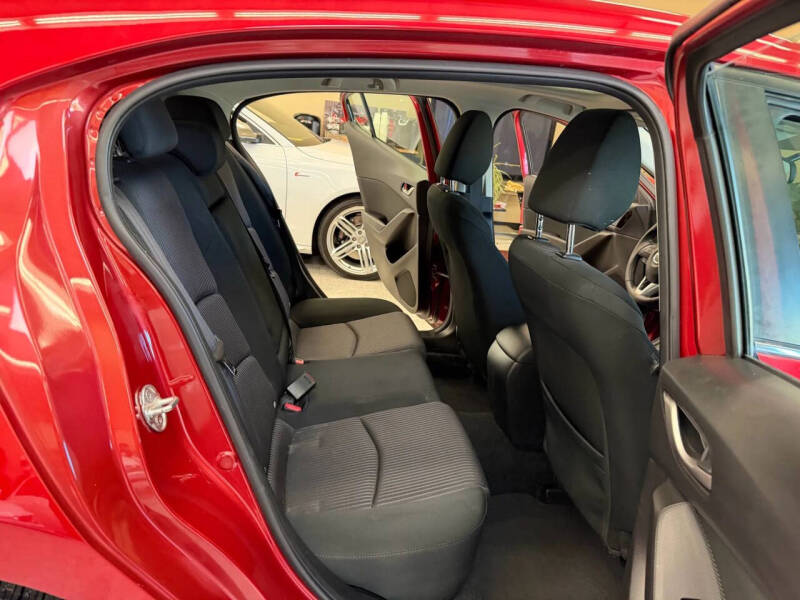 2015 Mazda MAZDA3 i Touring