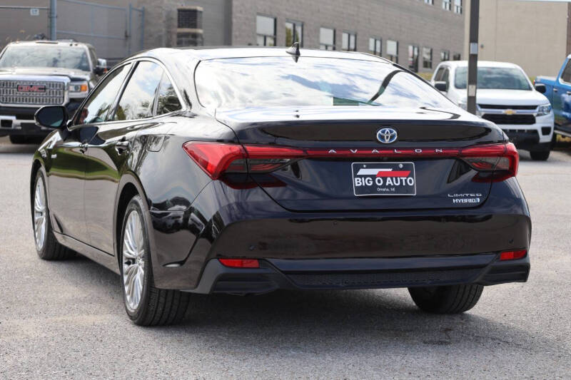 2020 Toyota Avalon Hybrid Limited