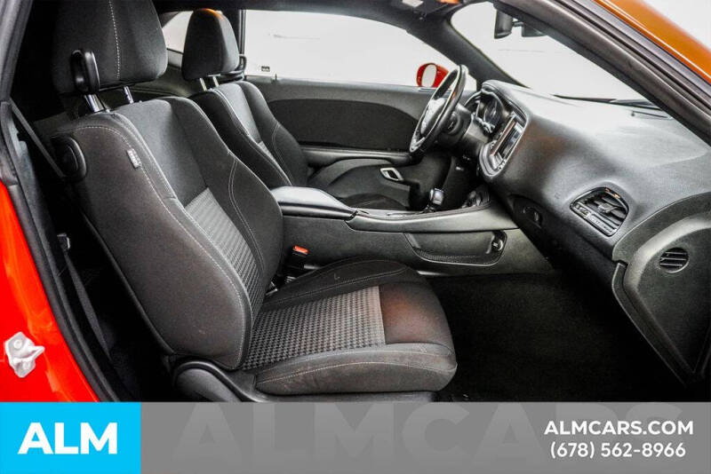 2023 Dodge Challenger SXT