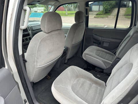 2005 Ford Explorer XLT