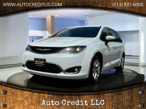 2017 Chrysler Pacifica for sale at Auto Credit LLC in Milford OH