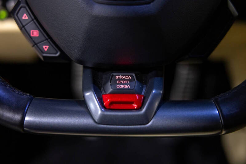 2016 Lamborghini Huracan LP 610-4