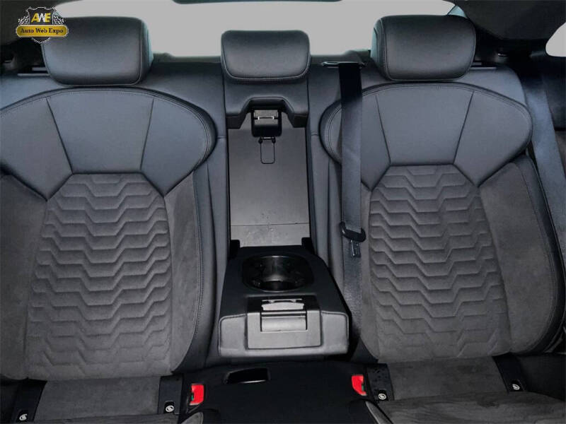 2022 Audi e-tron GT quattro Premium Plus