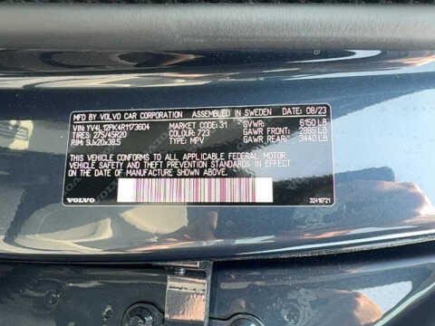 2024 Volvo XC90 B5 Core Bright Theme