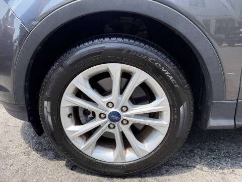 2019 Ford Escape SEL