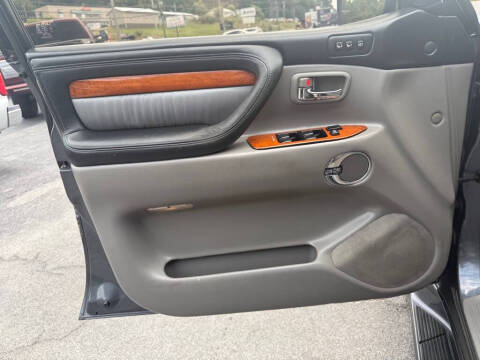 2003 Lexus LX 470