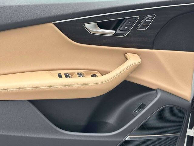 2023 Audi Q8 quattro Prestige 55 TFSI