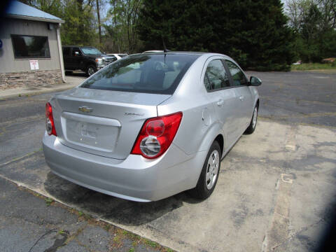 2013 Chevrolet Sonic LS Auto