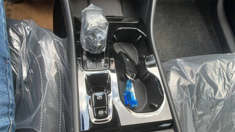 2026 Volvo XC40 B5 Ultra Black Edition