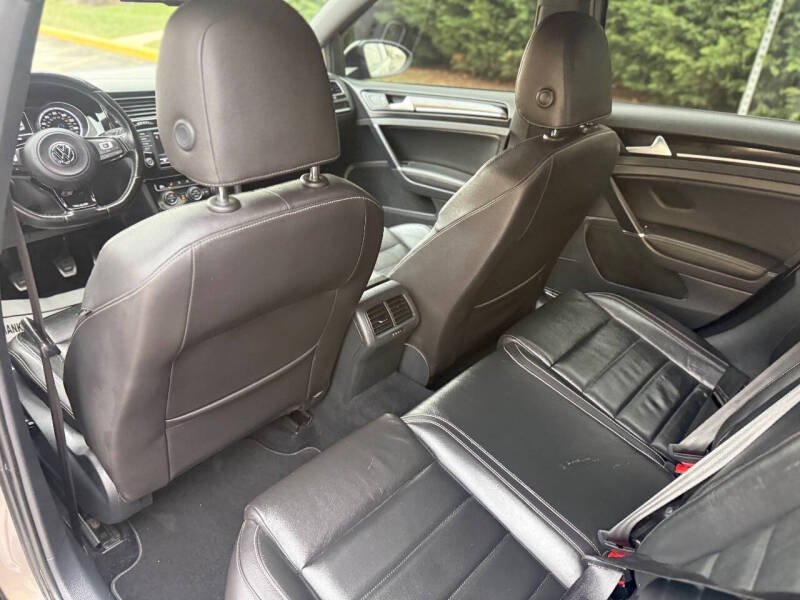 2016 Volkswagen Golf R 4Motion