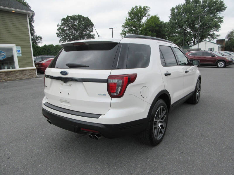 2019 Ford Explorer Sport