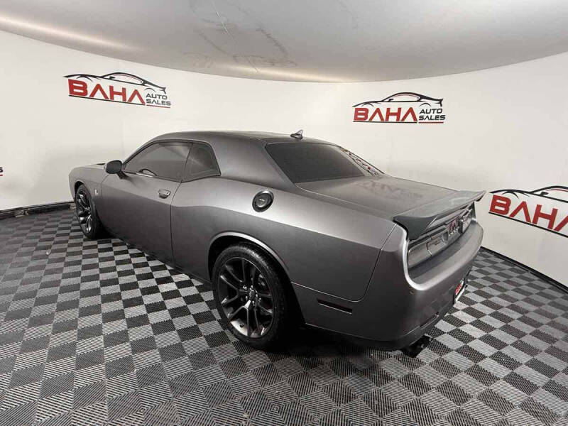 2020 Dodge Challenger