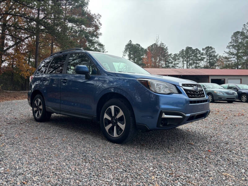 2017 Subaru Forester Premium photo 4