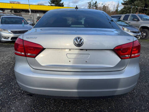 2015 Volkswagen Passat 1.8T Limited Edition