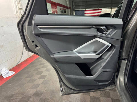 2023 Audi Q3 quattro S line Premium 45 TFSI