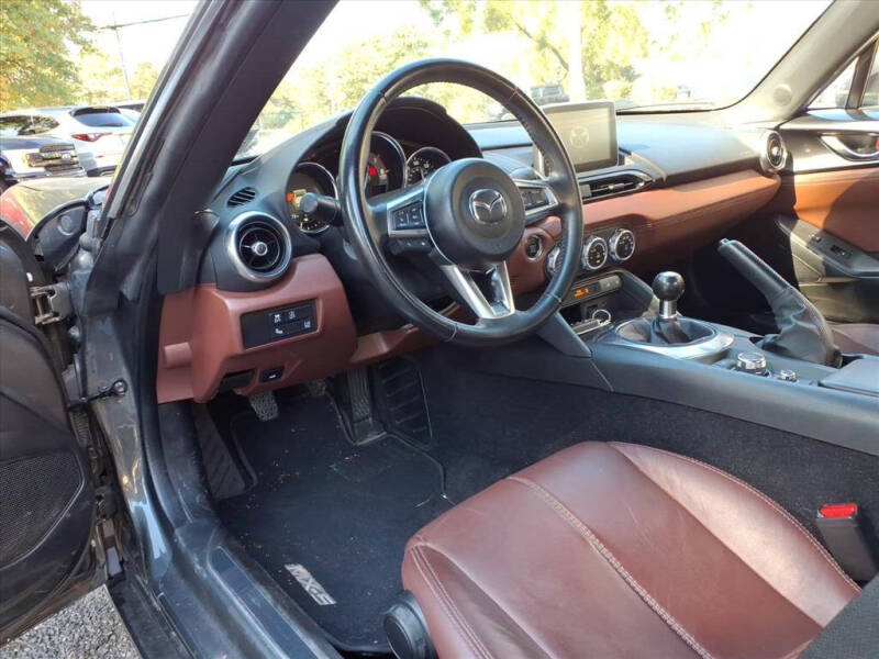 2017 Mazda MX-5 Miata RF Launch Edition SV