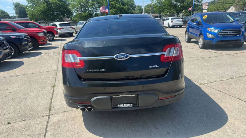 2011 Ford Taurus SEL