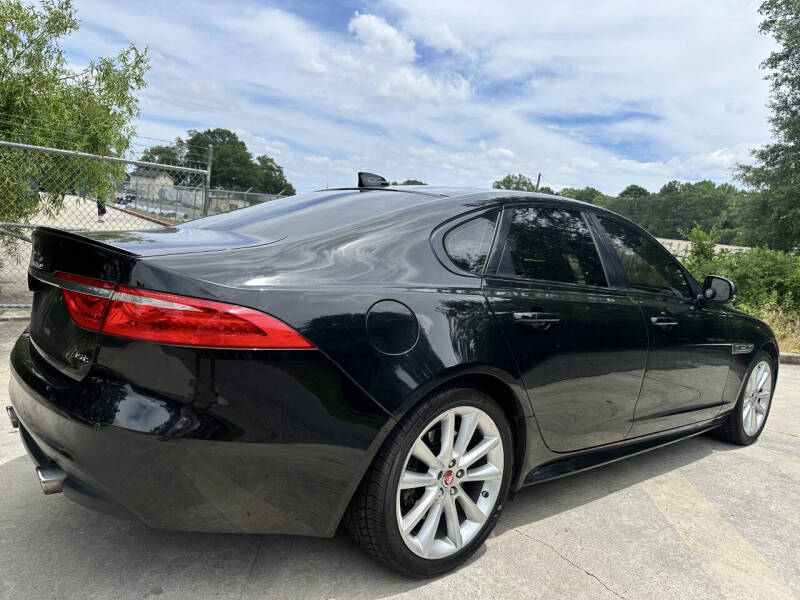 2016 Jaguar XF R-Sport