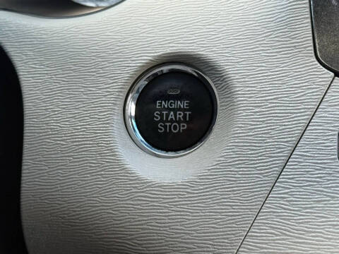 2013 Toyota Sienna Limited 7-Passenger