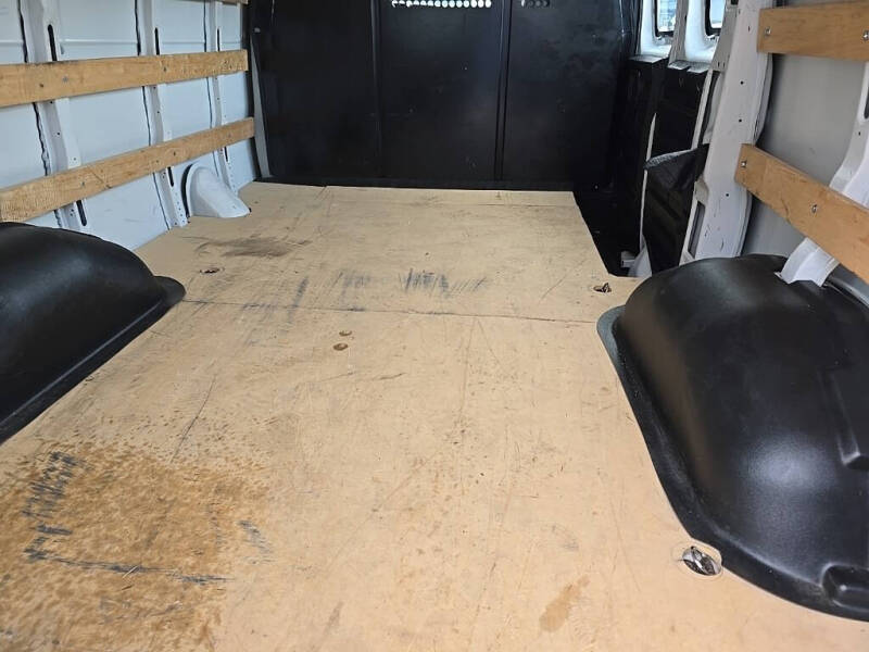 2021 Chevrolet Express 2500