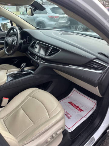 2019 Buick Enclave Essence