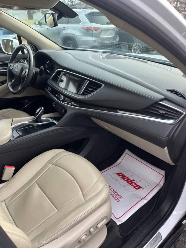 2019 Buick Enclave Essence