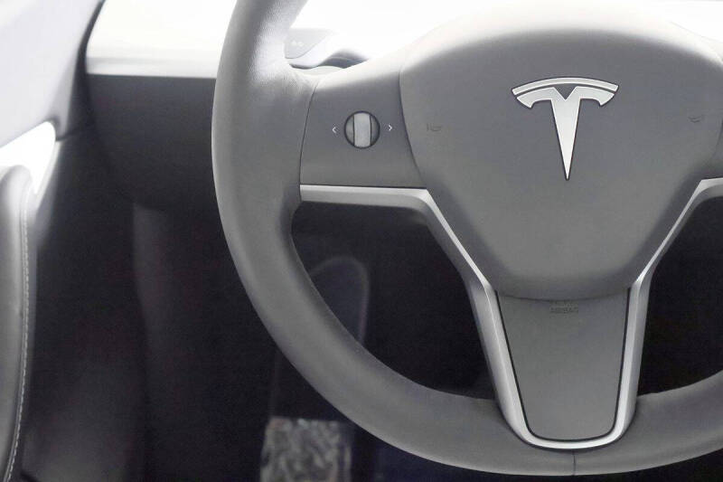 2021 Tesla Model Y Standard Range