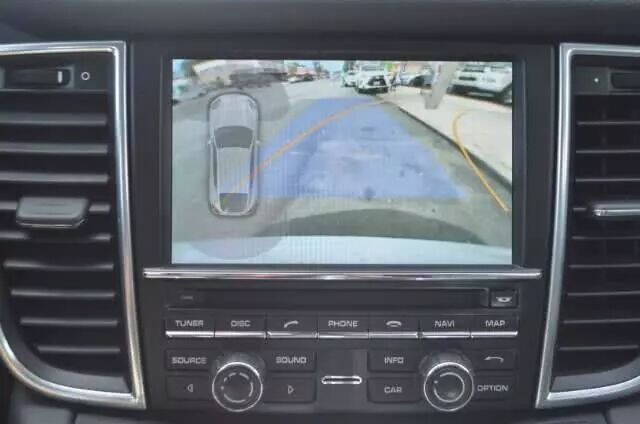 2011 Porsche Panamera 4