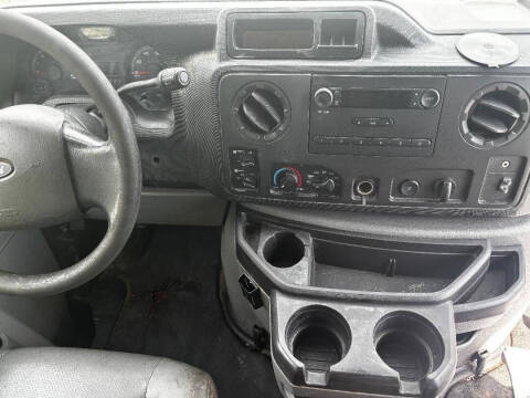 2013 Ford E-Series E-150 XL