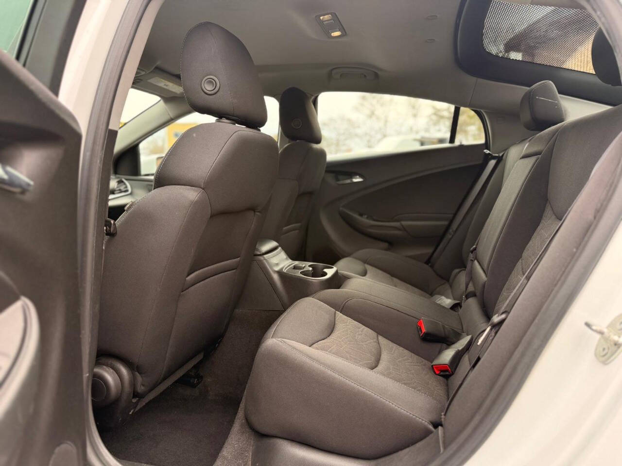White 2016 Chevrolet Volt LT LT 4dr Hatchback 16