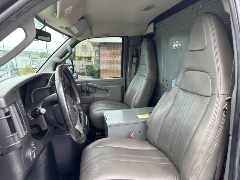 2017 Chevrolet Express 2500